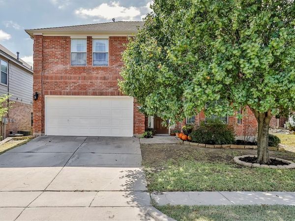 9921 Delamere Drive, Fort Worth, TX 76244