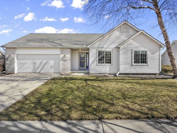 521 Military Ridge Drive, Verona, WI 53593