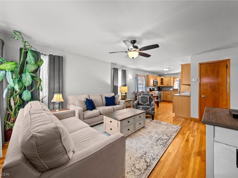 22 Youtz Avenue , Akron, OH 44301 Photo 6