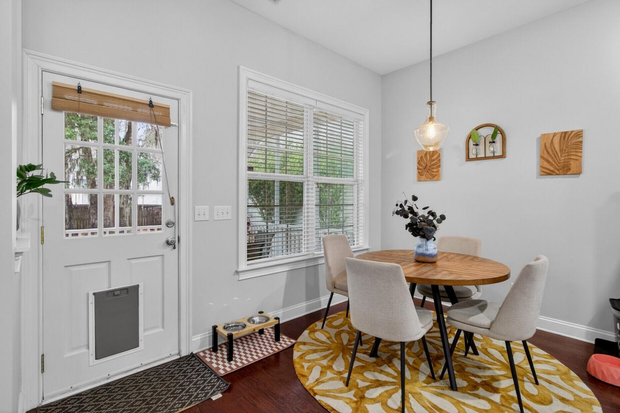 1737 Manassas Drive Photo 20