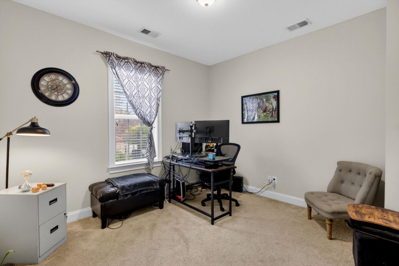 1737 Manassas Drive Photo 24