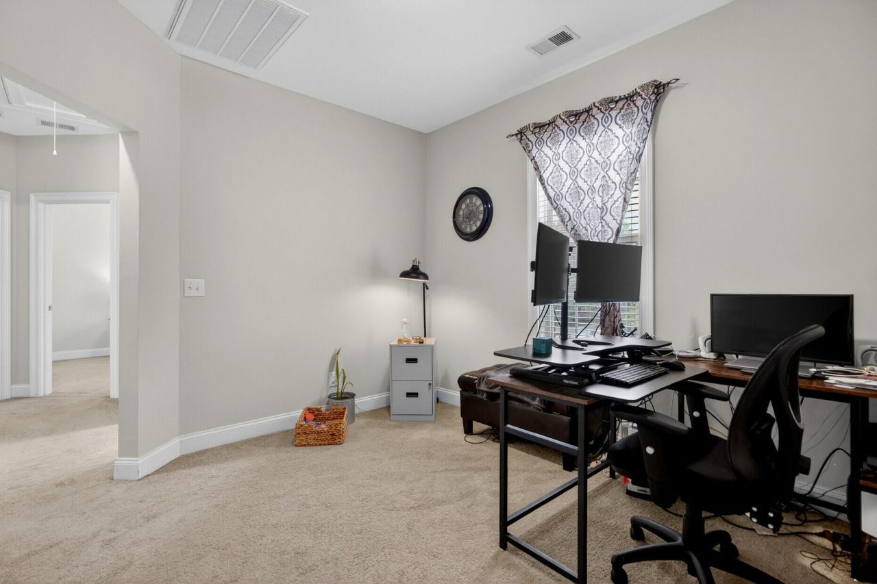 1737 Manassas Drive Photo 25