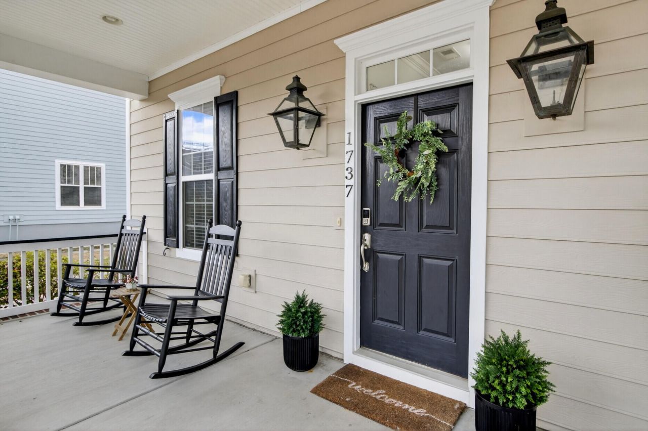 1737 Manassas Drive Photo 6