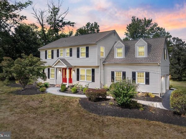 16 PARTRIDGE RUN, BELLE MEAD, NJ 08502