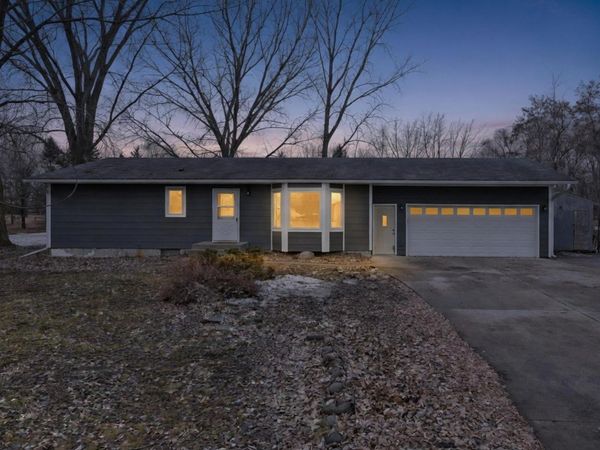 8633 Darlington Avenue NE, Monticello, MN 55362