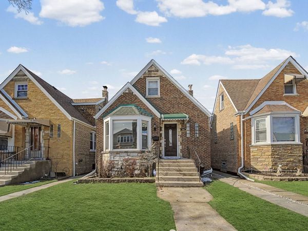 3716 N Nottingham Avenue, Chicago, IL 60634