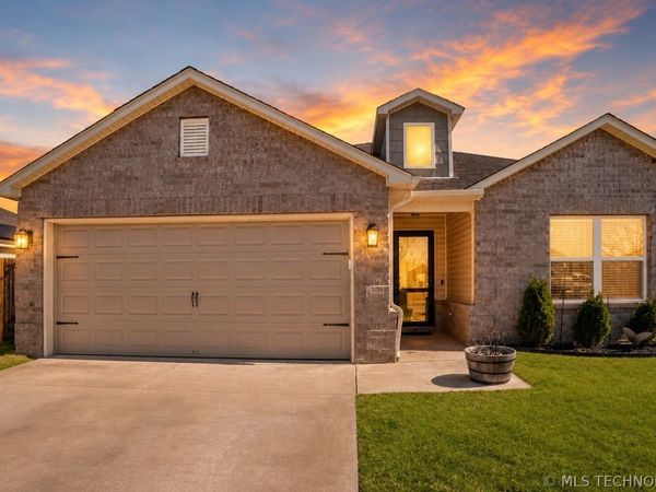 14303 N 73 Avenue E, Collinsville, OK 74021