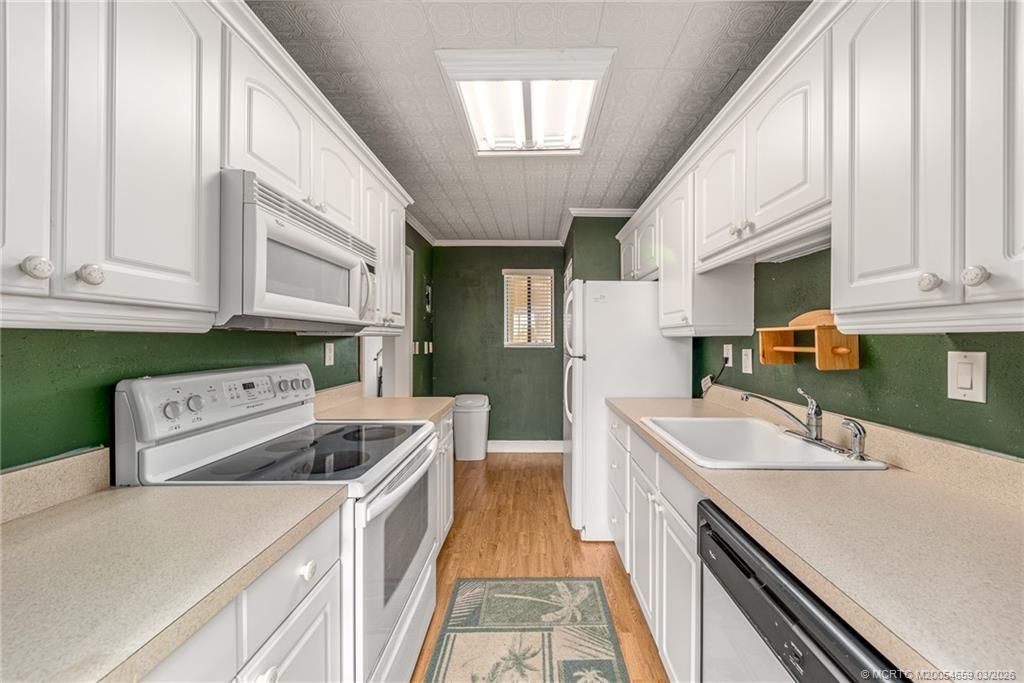 5393 SE Miles Grant Road, Unit 207, Stuart, FL 34997 Photo