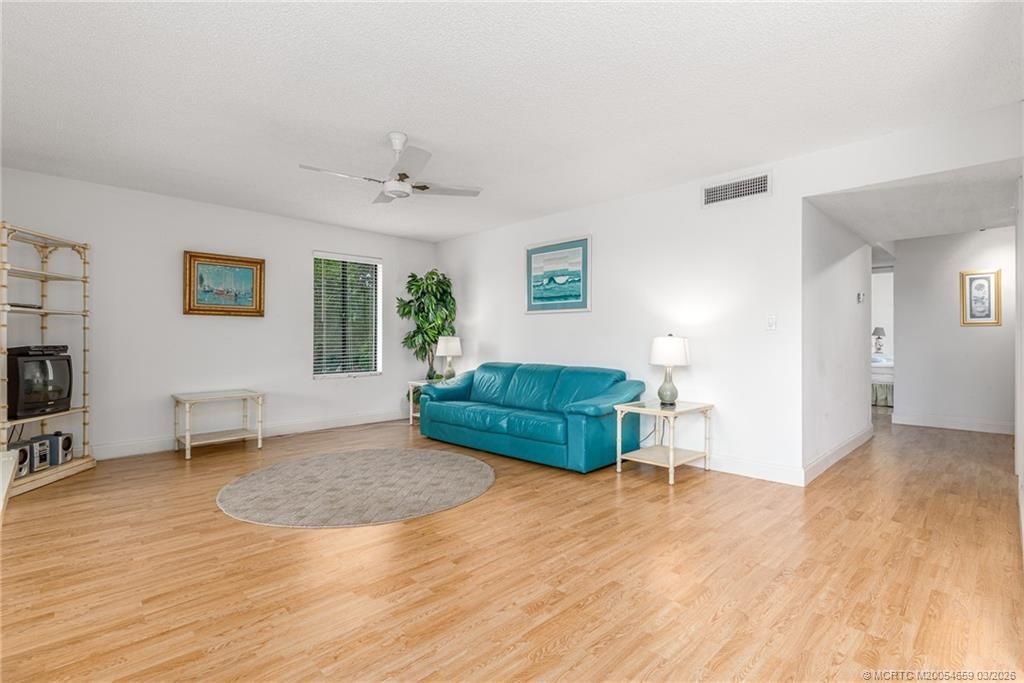 5393 SE Miles Grant Road, Unit 207, Stuart, FL 34997 Photo