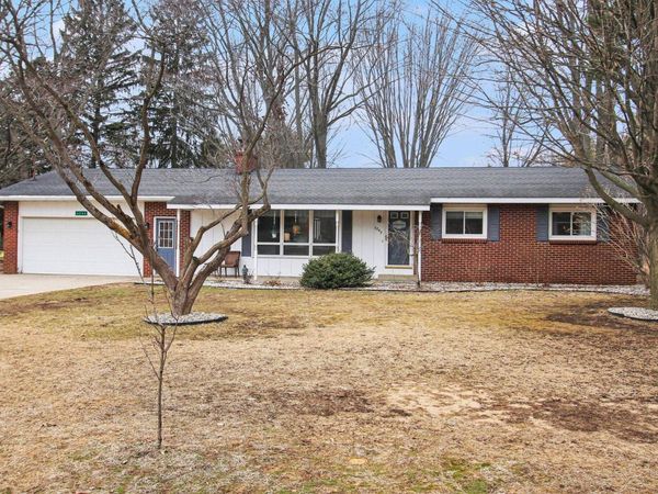 6243 Woodcliff Street, Holland, MI 49423