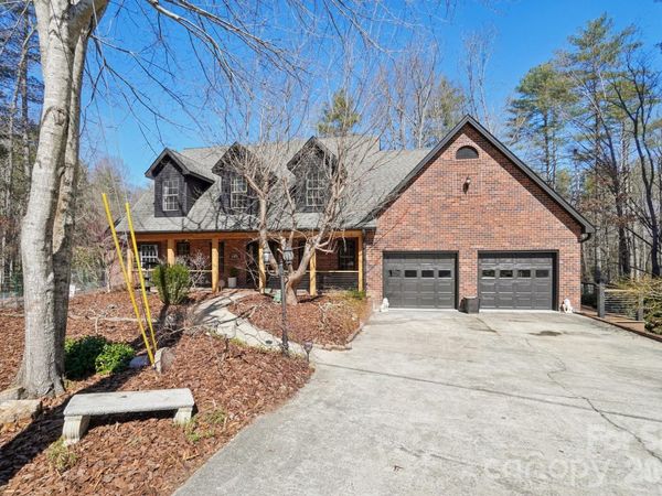 4005 Little River Road, Hendersonville, NC 28739