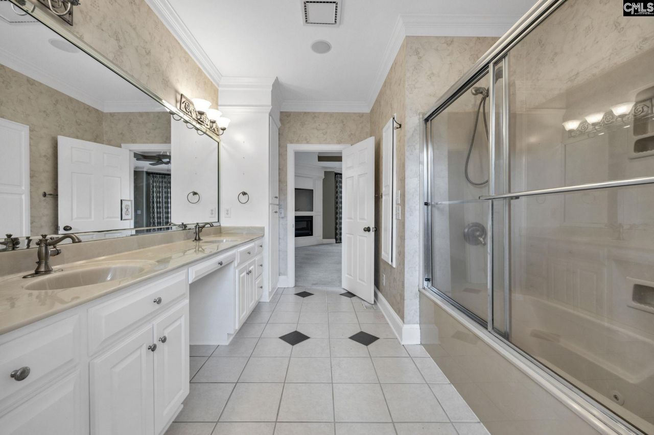 308 Kenwood Drive Photo 11