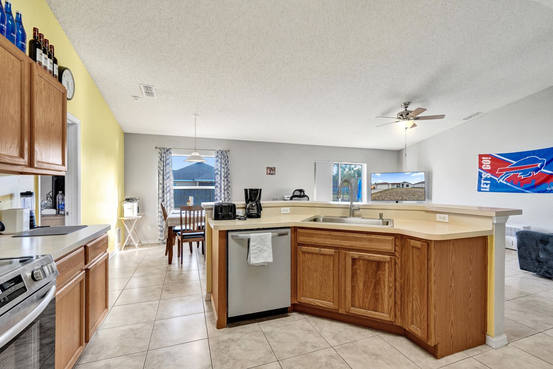 1020 SW Barbarosa Avenue, Port Saint Lucie, FL 34953 Photo