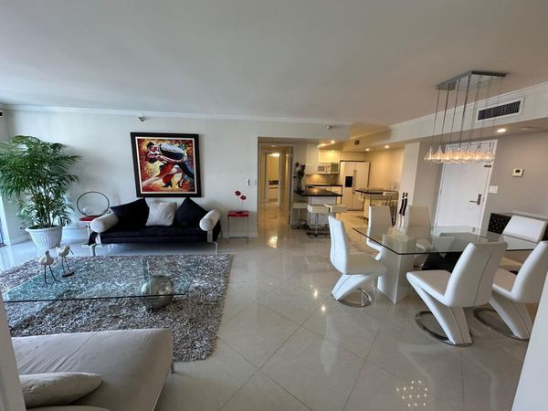 19195 NE 36th Court, Unit 2703, Aventura, FL 33180