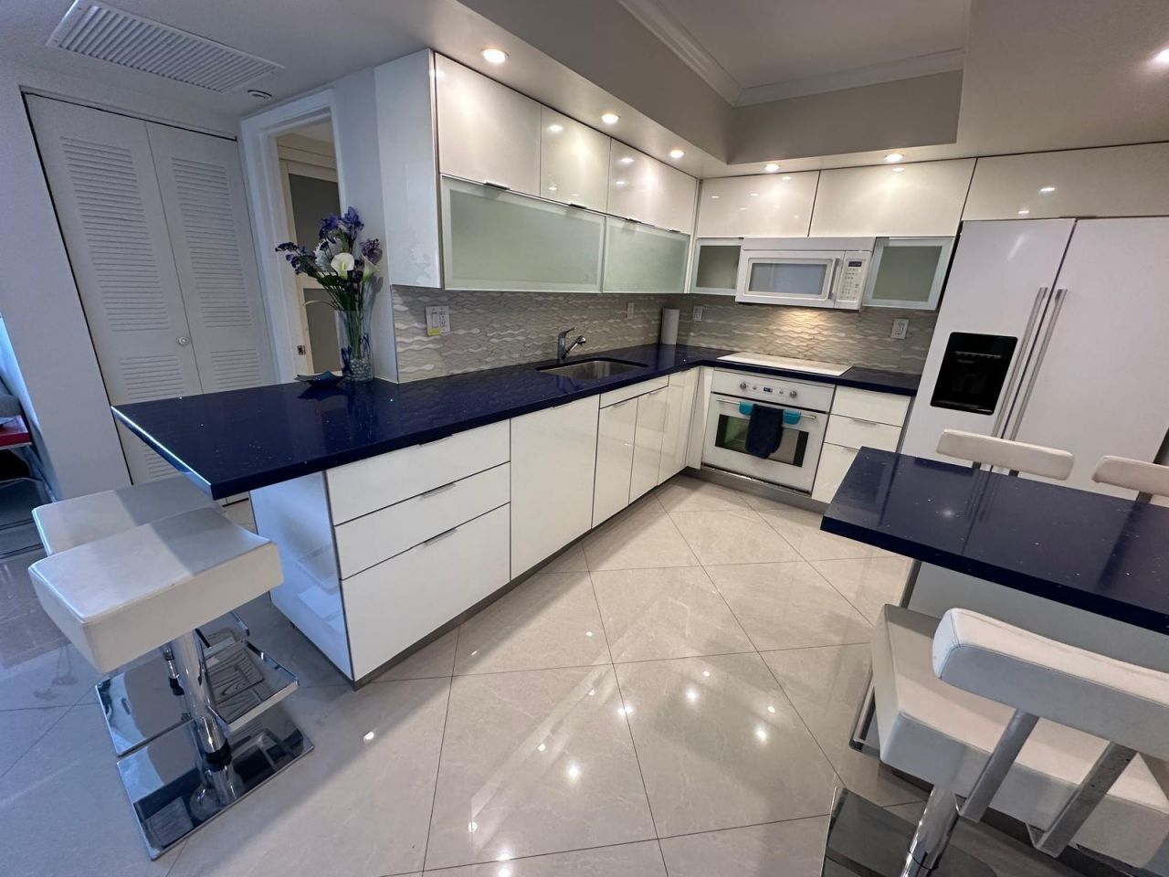 19195 NE 36th Court, Unit 2703, Aventura, FL 33180 Photo