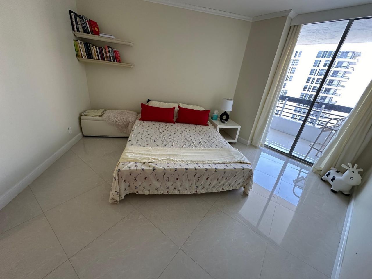 19195 NE 36th Court, Unit 2703, Aventura, FL 33180 Photo