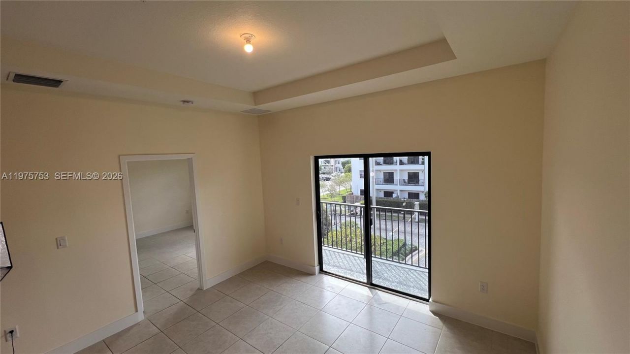 7915 NW 104th Ave , Unit 33, Doral, FL 33178 Photo