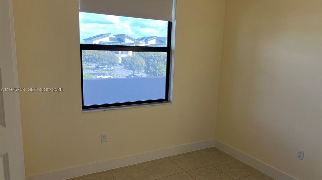 7915 NW 104th Ave , Unit 33, Doral, FL 33178 Photo