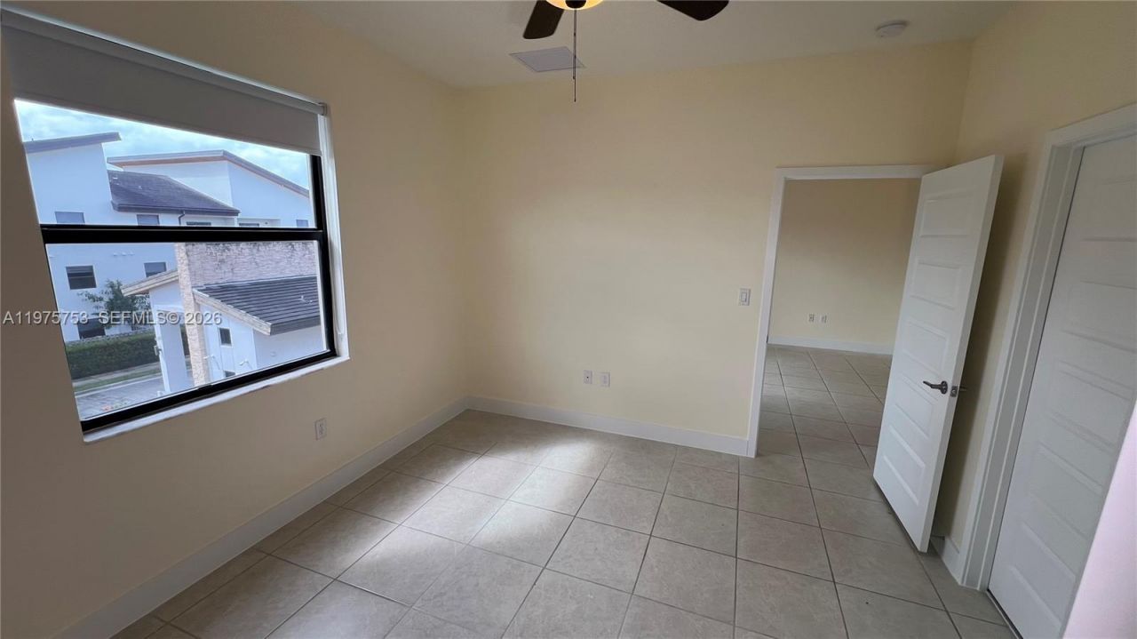 7915 NW 104th Ave , Unit 33, Doral, FL 33178 Photo