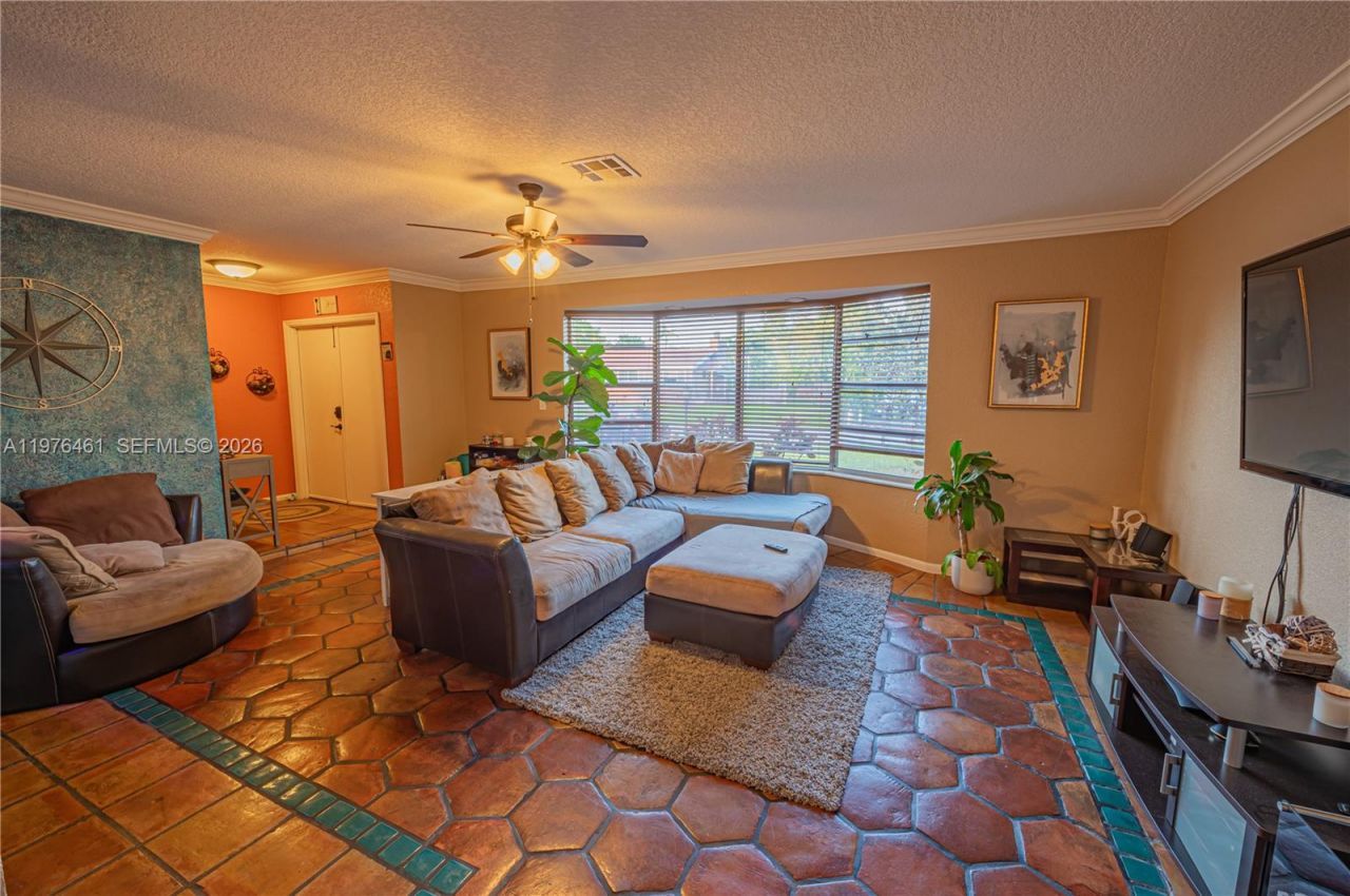 11400 Tara Dr, Plantation, FL 33325 Photo