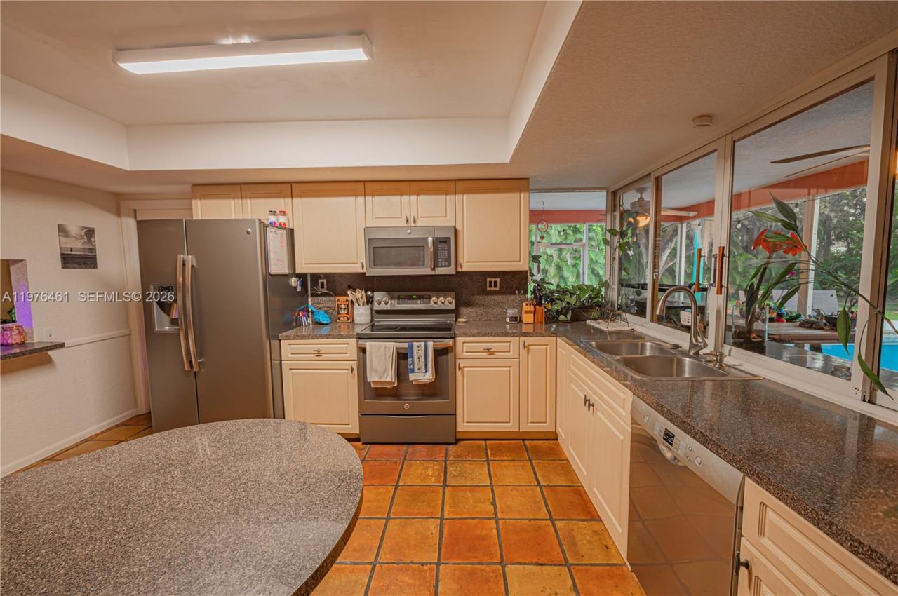 11400 Tara Dr, Plantation, FL 33325 Photo