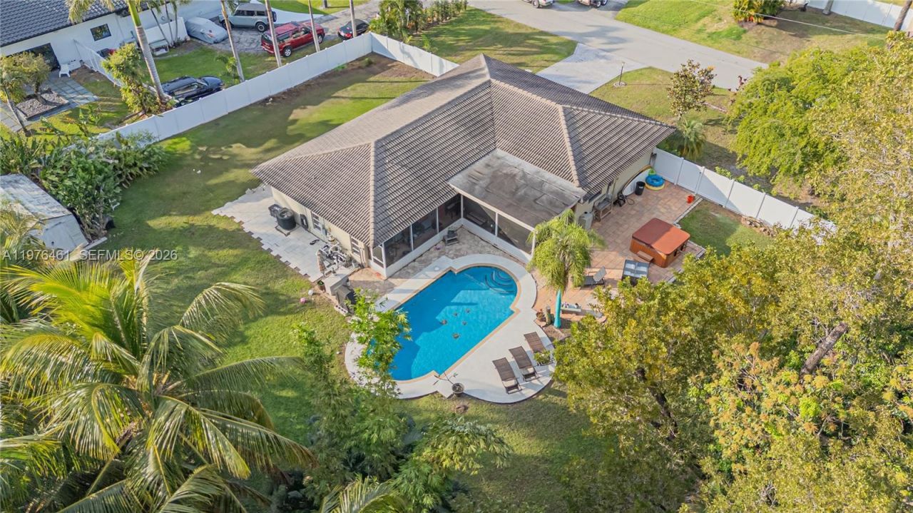 11400 Tara Dr, Plantation, FL 33325 Photo