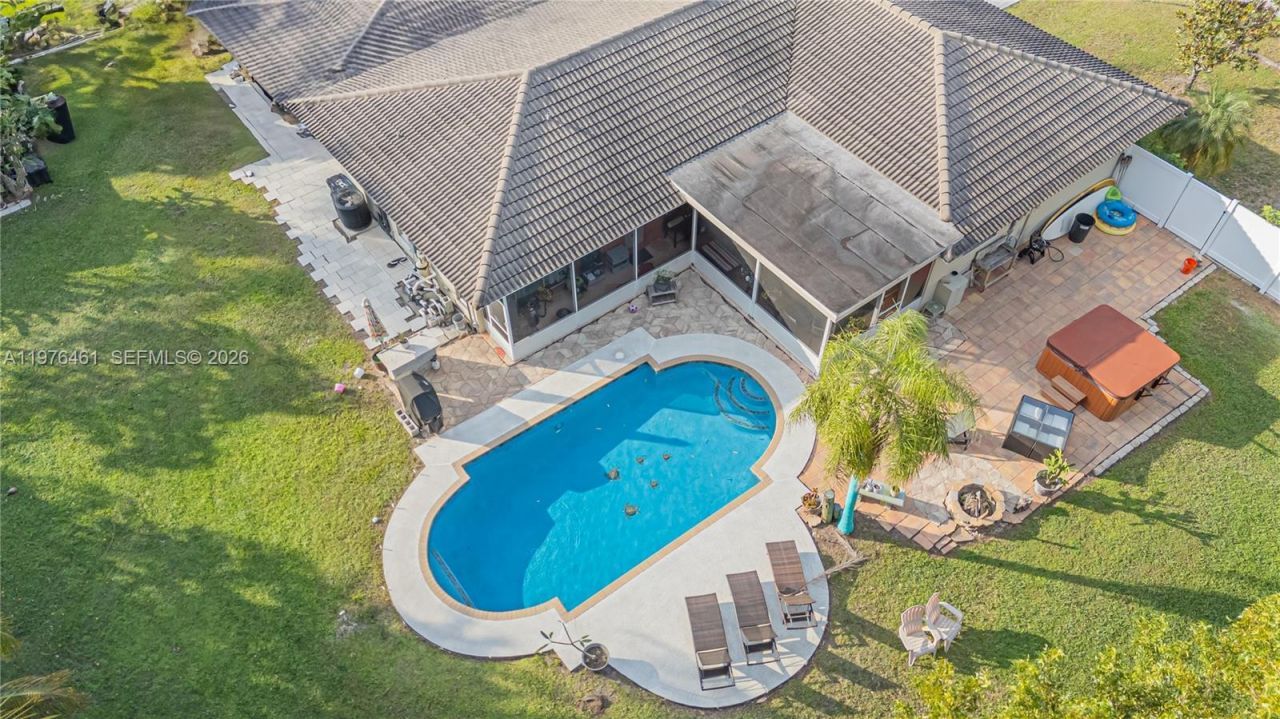 11400 Tara Dr, Plantation, FL 33325 Photo