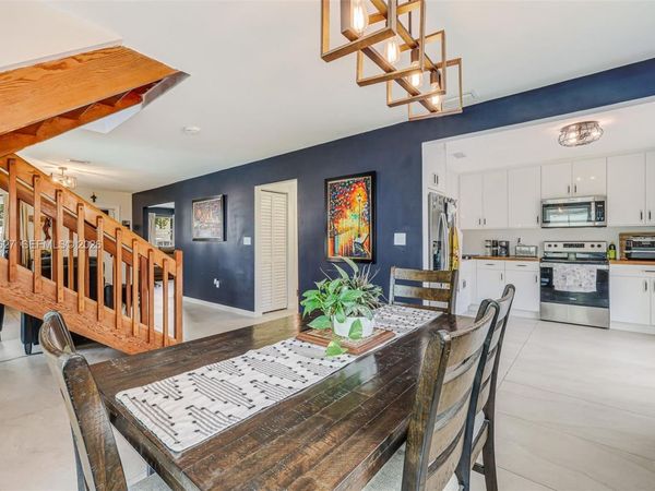 11747 SW 113th Ter, Miami, FL 33186