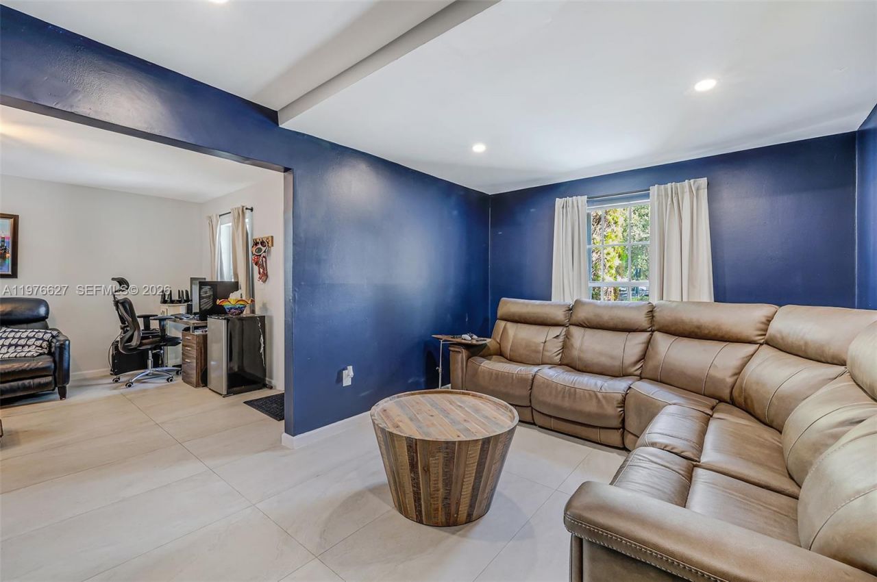 11747 SW 113th Ter, Miami, FL 33186 Photo