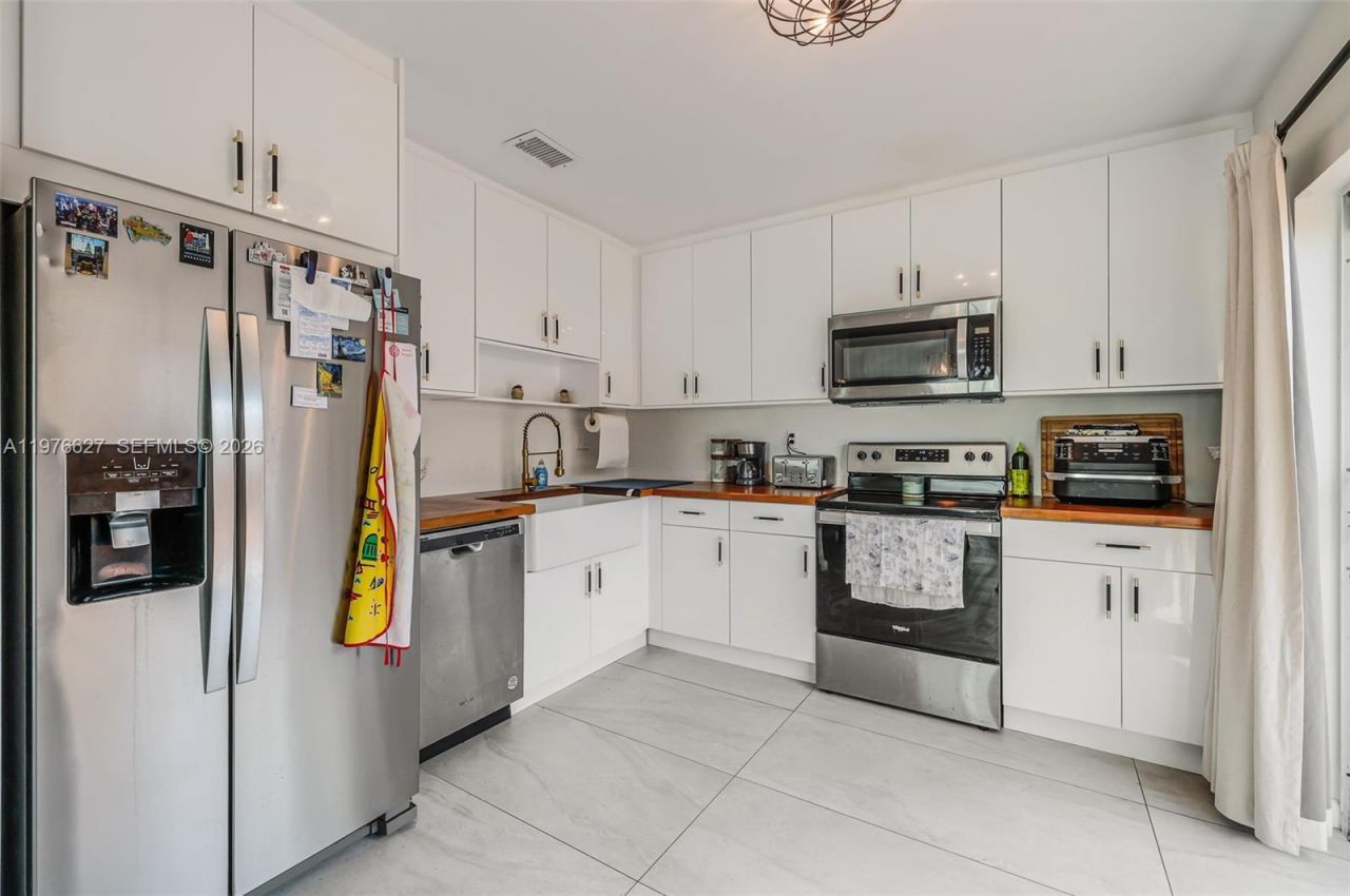 11747 SW 113th Ter, Miami, FL 33186 Photo