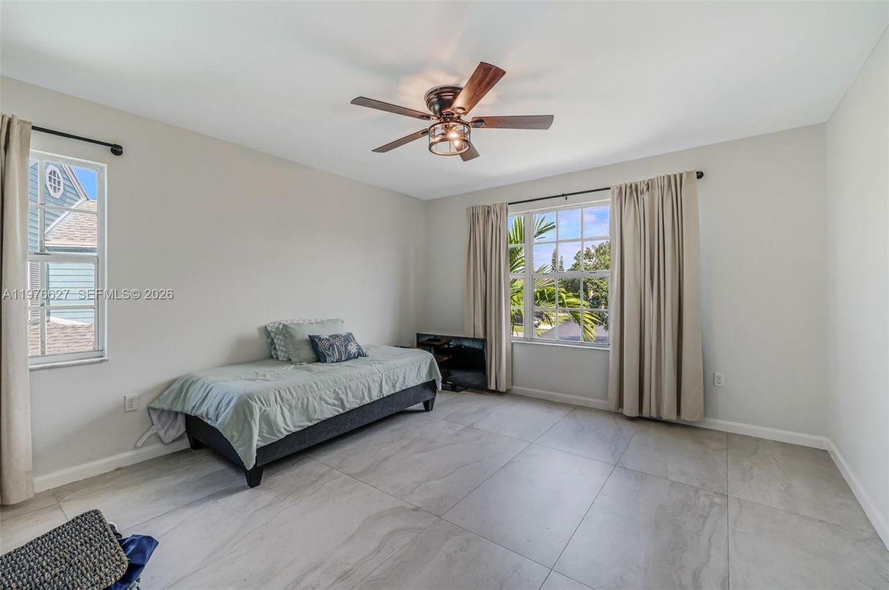 11747 SW 113th Ter, Miami, FL 33186 Photo