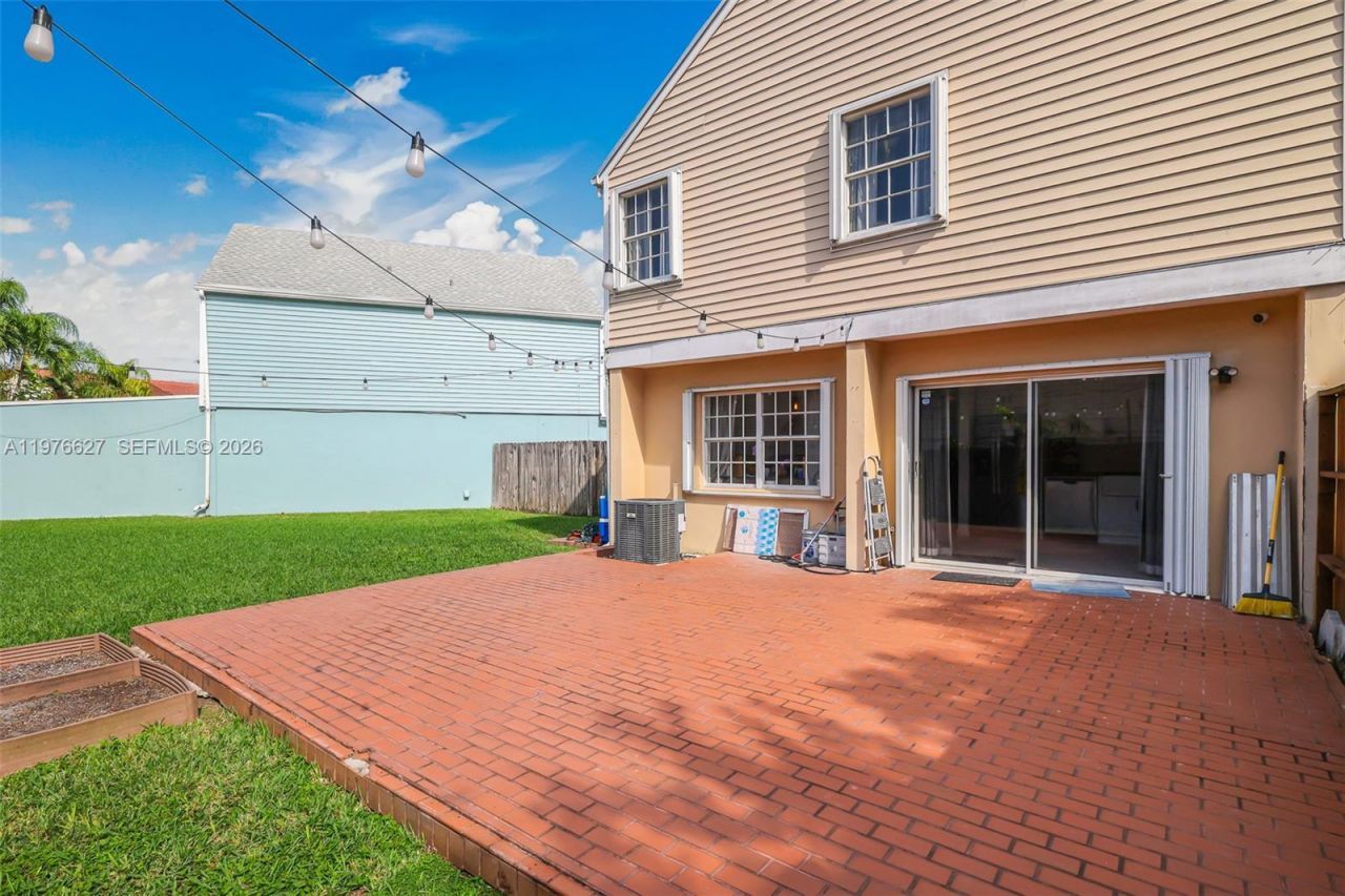 11747 SW 113th Ter, Miami, FL 33186 Photo