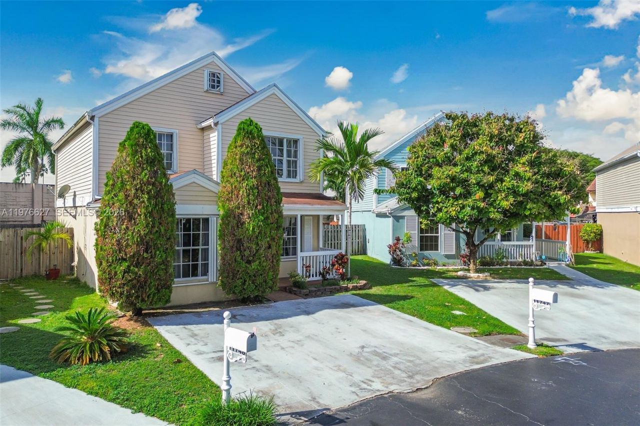 11747 SW 113th Ter, Miami, FL 33186 Photo