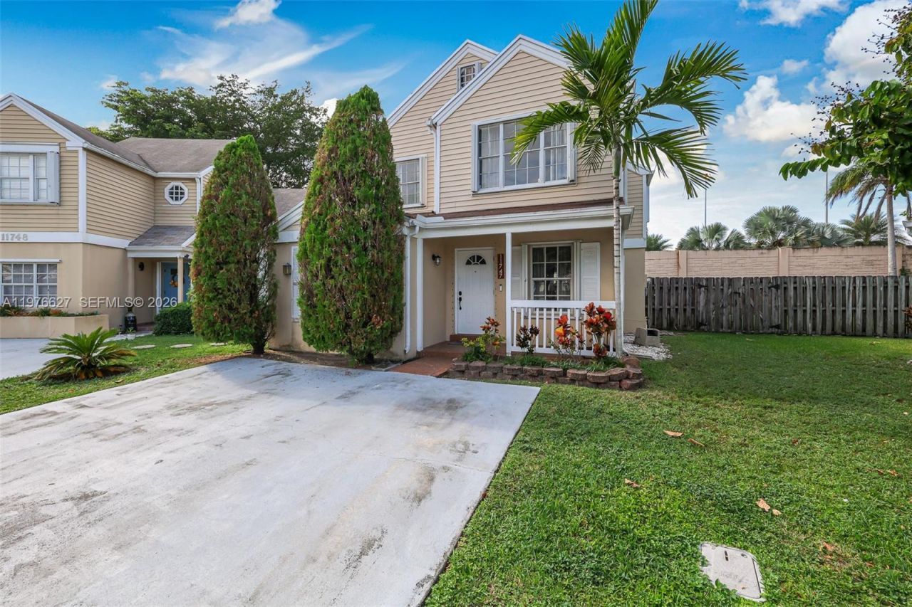 11747 SW 113th Ter, Miami, FL 33186 Photo