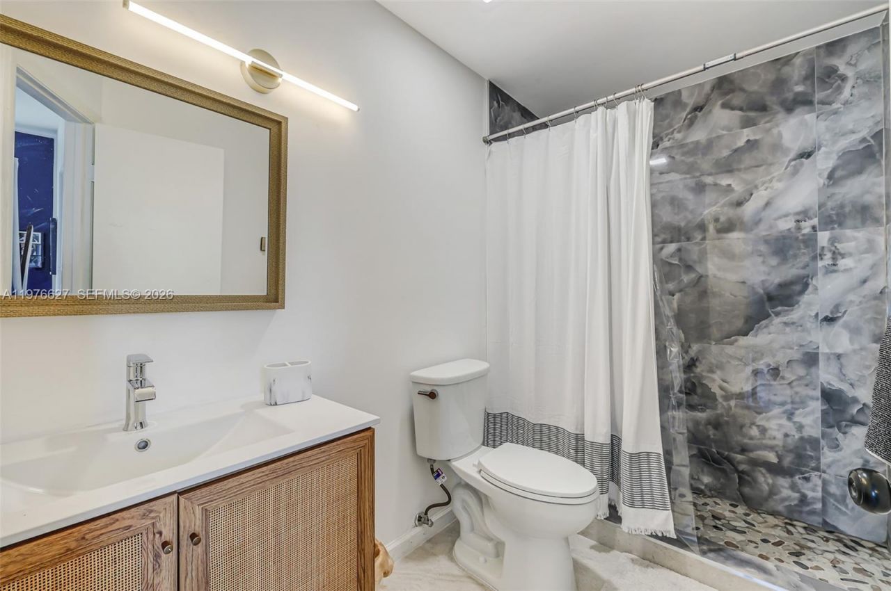 11747 SW 113th Ter, Miami, FL 33186 Photo