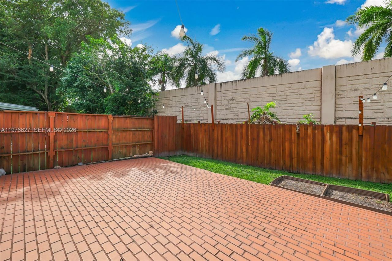 11747 SW 113th Ter, Miami, FL 33186 Photo