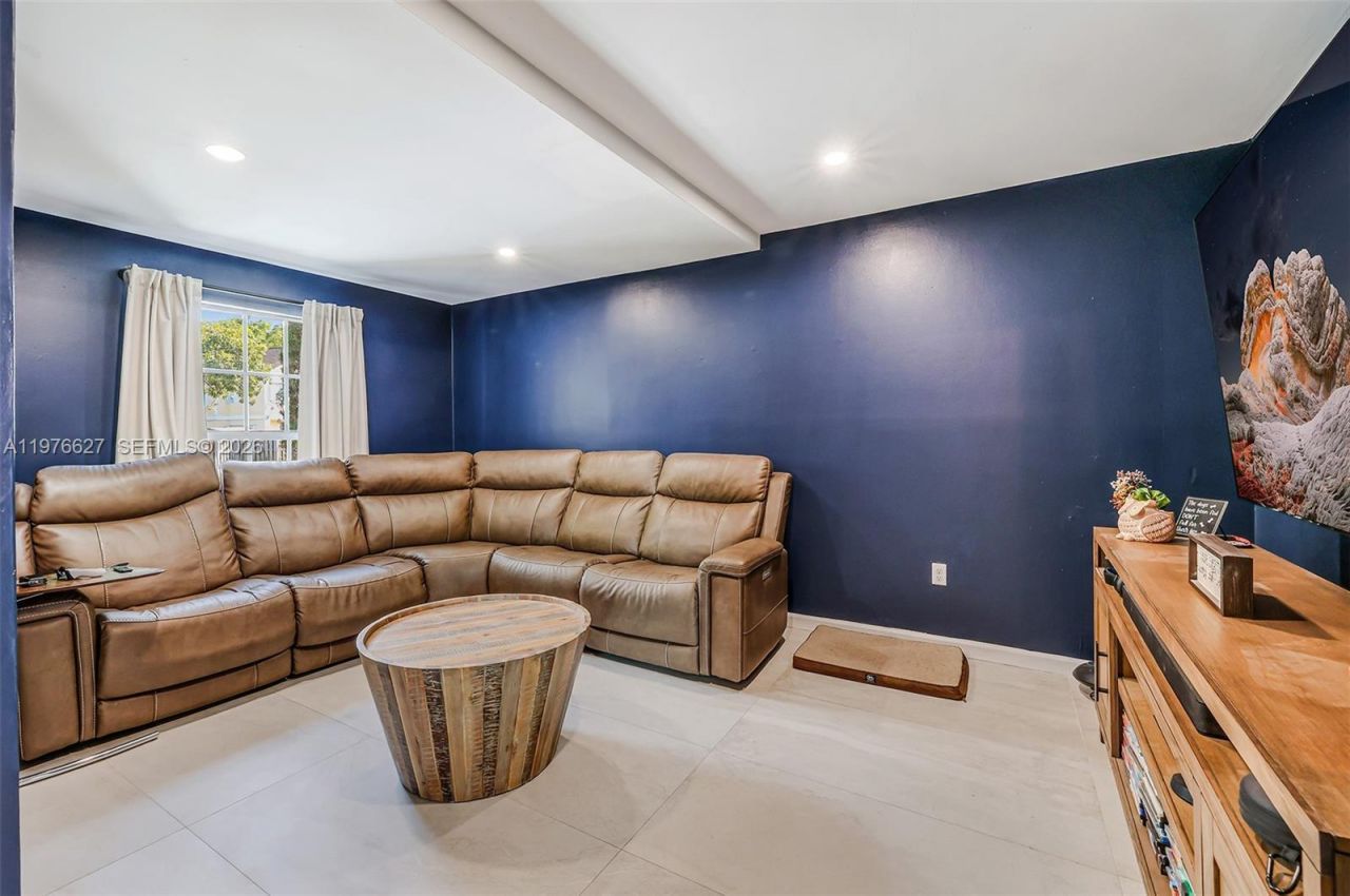 11747 SW 113th Ter, Miami, FL 33186 Photo