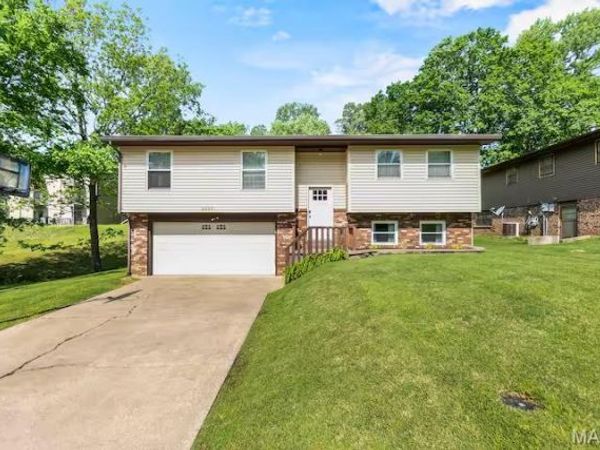 2009 Steven Drive , Cape Girardeau, MO 63701