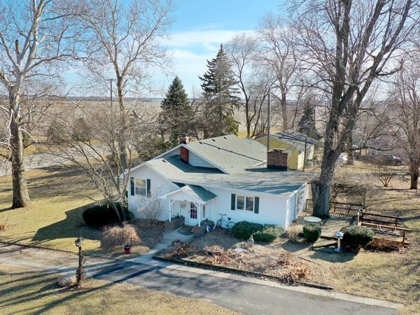 691 N State Route 1 17 , Momence, IL 60954