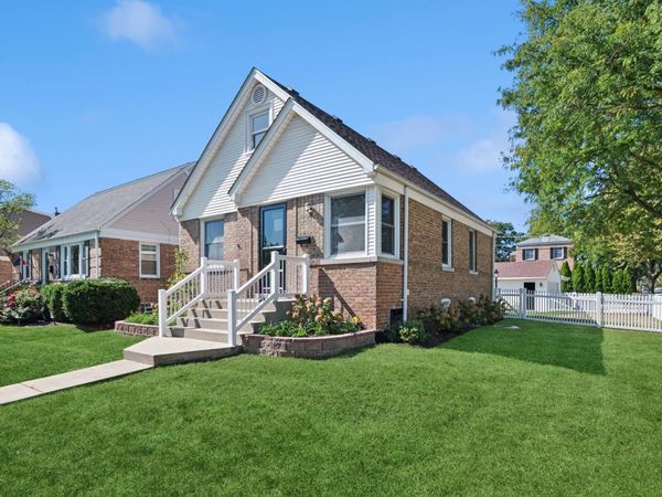 600 8th Avenue , La Grange, IL 60525