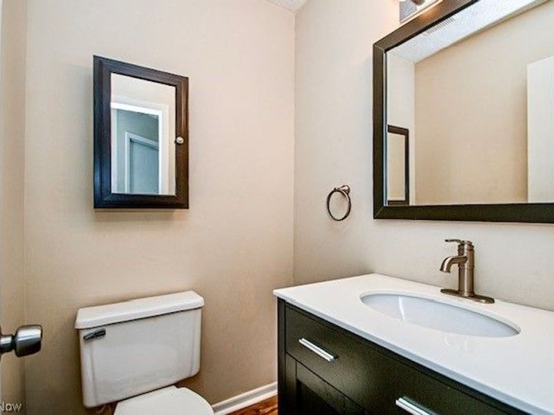 3633 Barrington Place NW, Canton, OH 44708 Photo 14