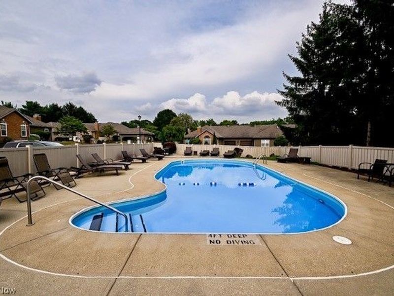 3633 Barrington Place NW, Canton, OH 44708 Photo 6