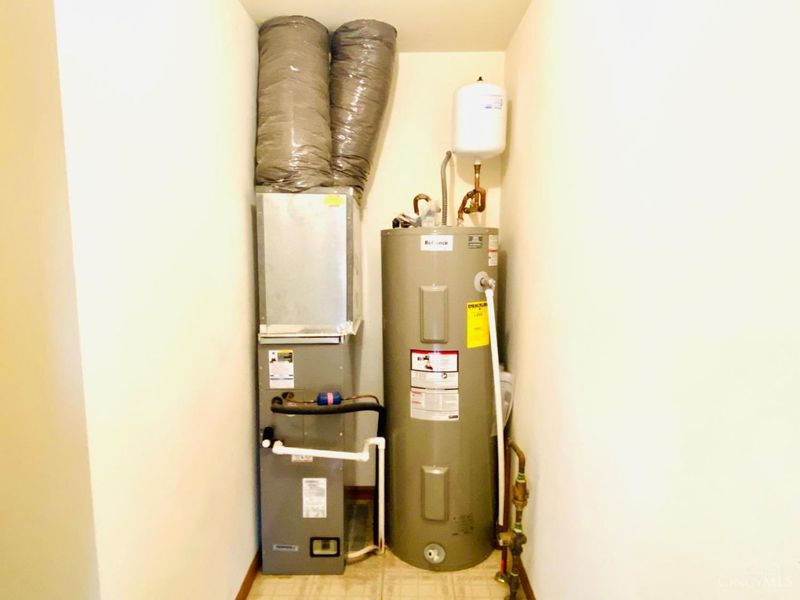 77 Flensburg Drive, Fayetteville, OH 45118 Photo 25