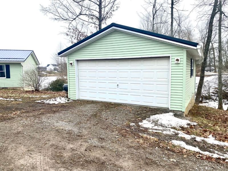 77 Flensburg Drive, Fayetteville, OH 45118 Photo 3