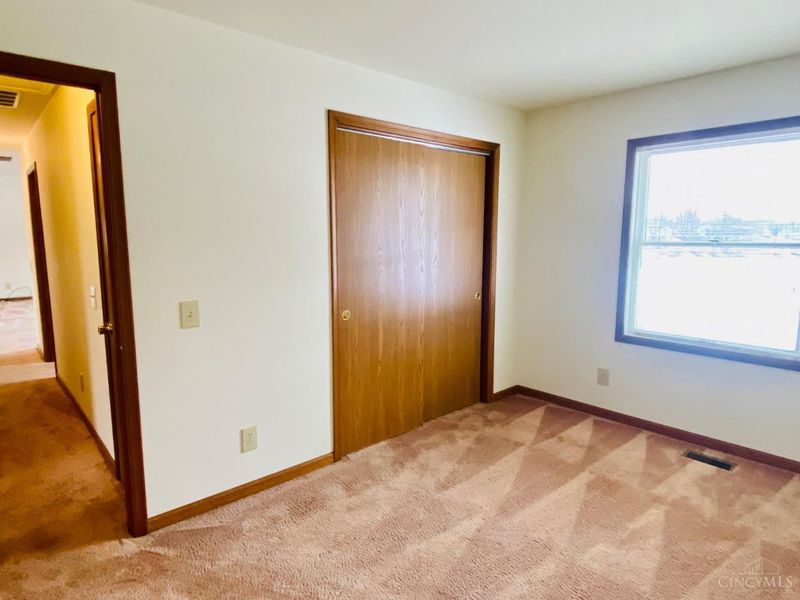 77 Flensburg Drive, Fayetteville, OH 45118 Photo 32