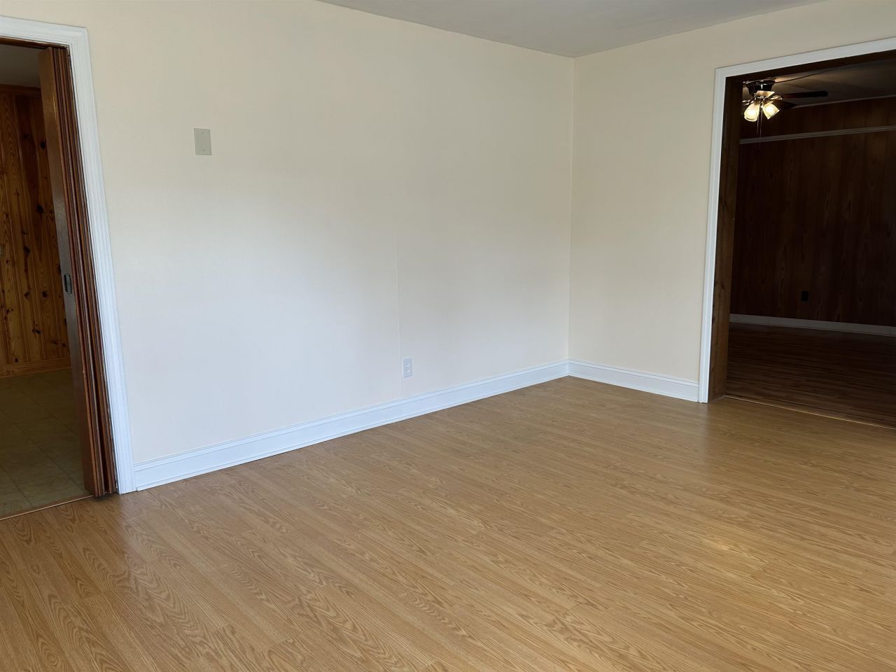 545 Hickory Ave. Photo 13