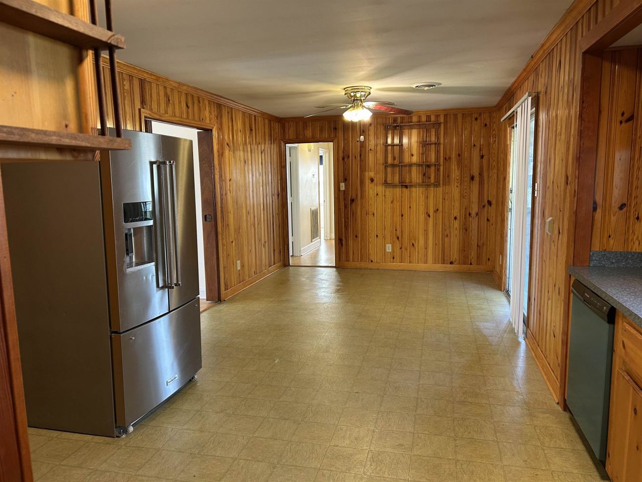 545 Hickory Ave. Photo 19