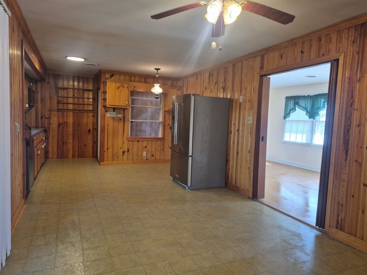 545 Hickory Ave. Photo 6