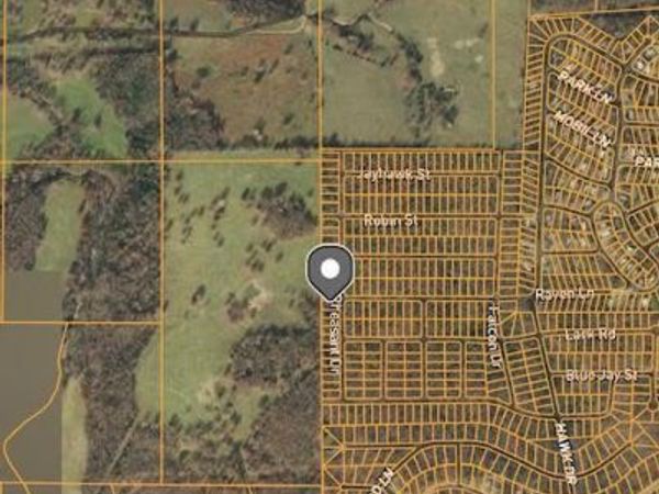 1508 Lark Road , Horseshoe Bend, AR 72512