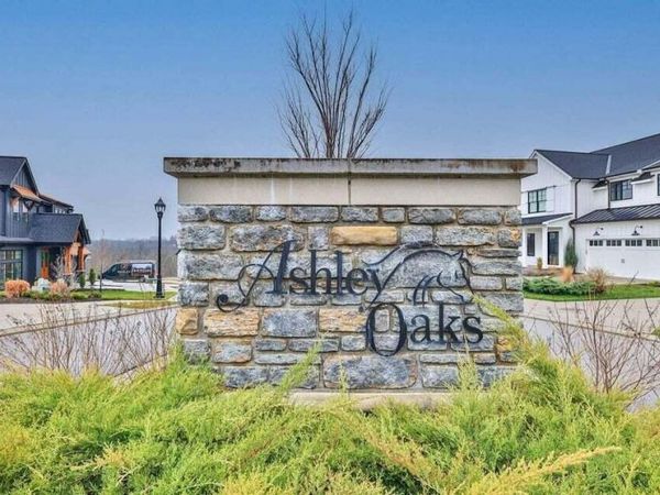 41 Floral Avenue, Fort Mitchell, KY 41017